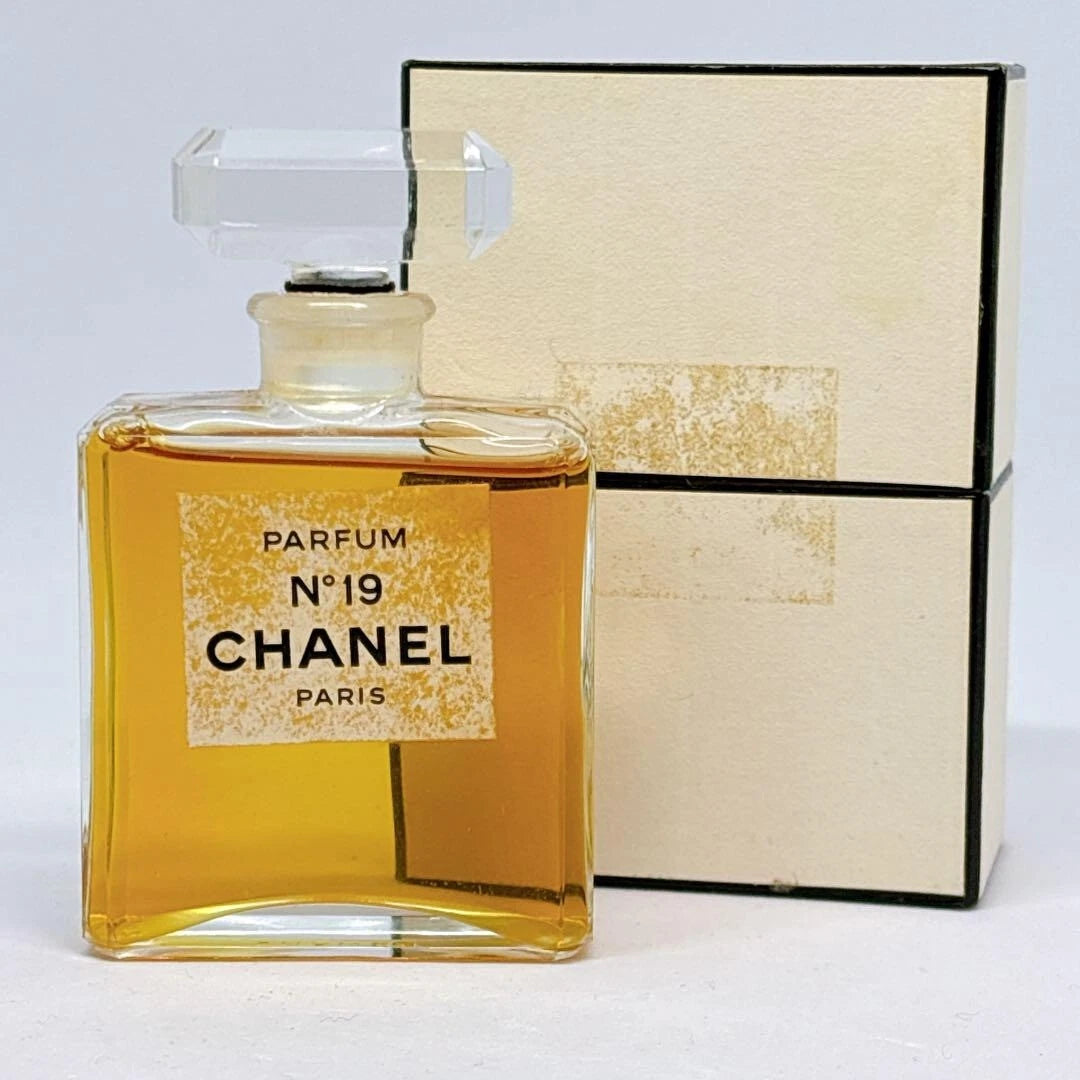 CHANEL No 19 Eau de Parfum Japan Edition-Nouve Fragrances